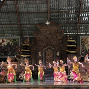 Palais des Festivals de Cannes - Danses et ballets masqués de Bali